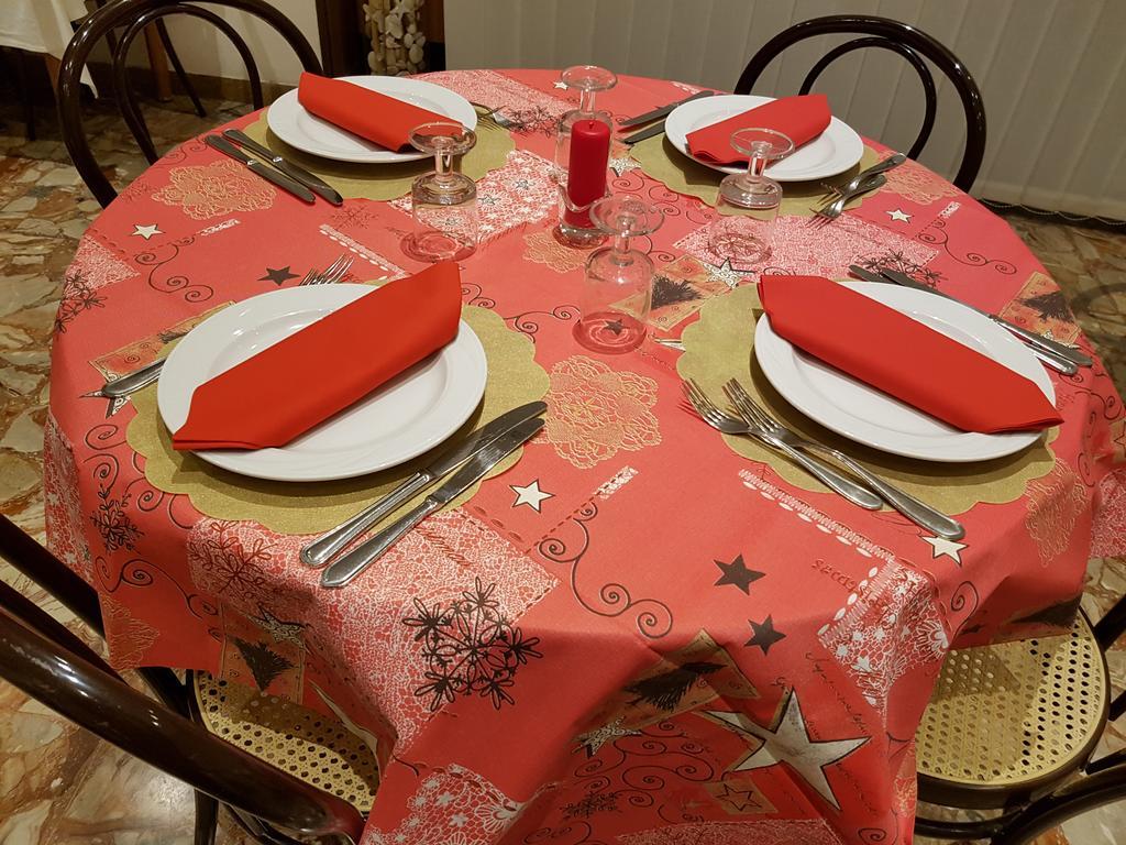 Hotel Granada Cattolica Luaran gambar